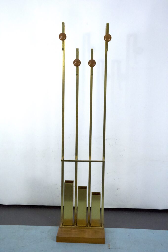 Mid-Century Brass and Wood Coat Rack. Italy 1970s