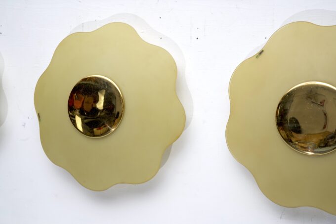 Set of three wall lamps by Fabbian in murano glass and brass. Italy 1970s