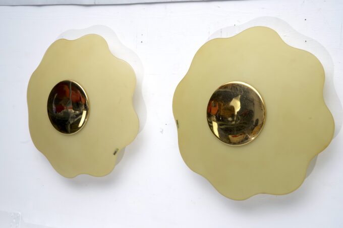 Set of three wall lamps by Fabbian in murano glass and brass. Italy 1970s